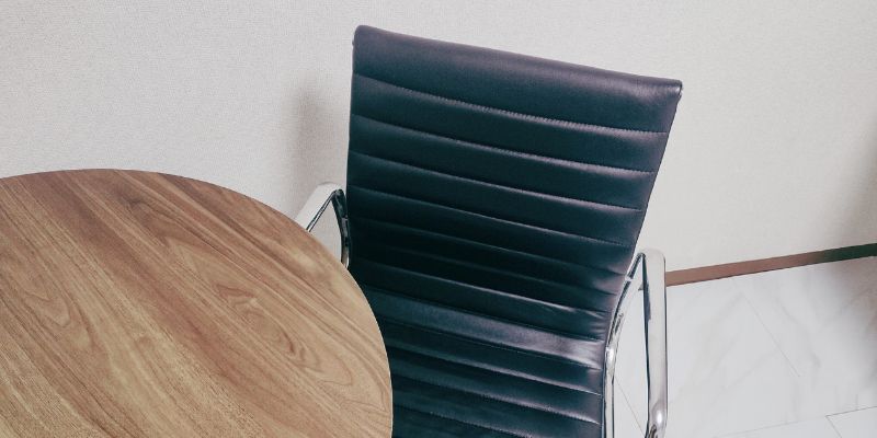 デスクとチェア